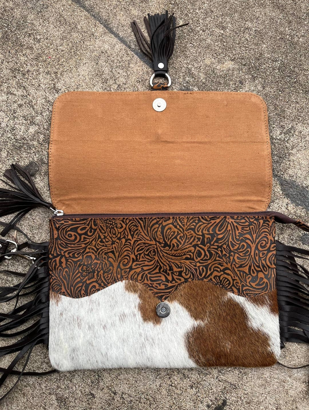 Western linens wristlet cowhide pouch