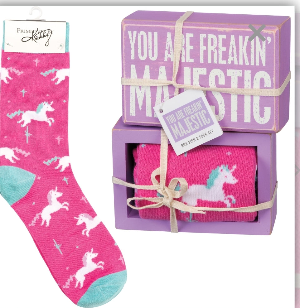 Kathy primitive sock/sign majestic set