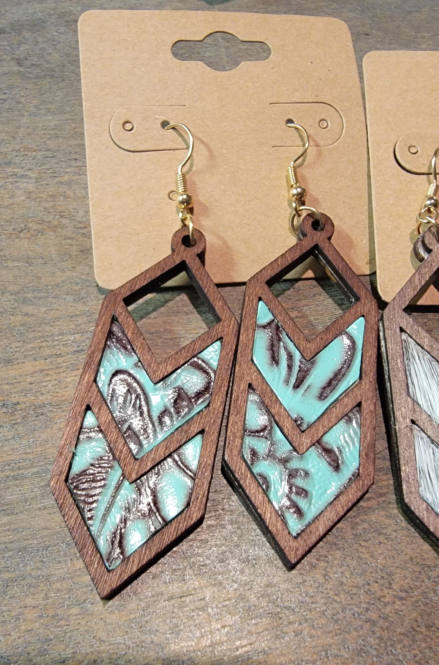 Wood/leather earrings
